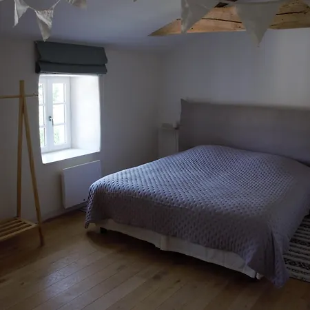 Bed & Breakfast Les Herbes Folles Courcoury