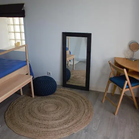 לינה וארוחת בוקר Les Herbes Folles Courcoury