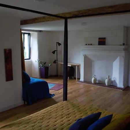 Les Herbes Folles 3*